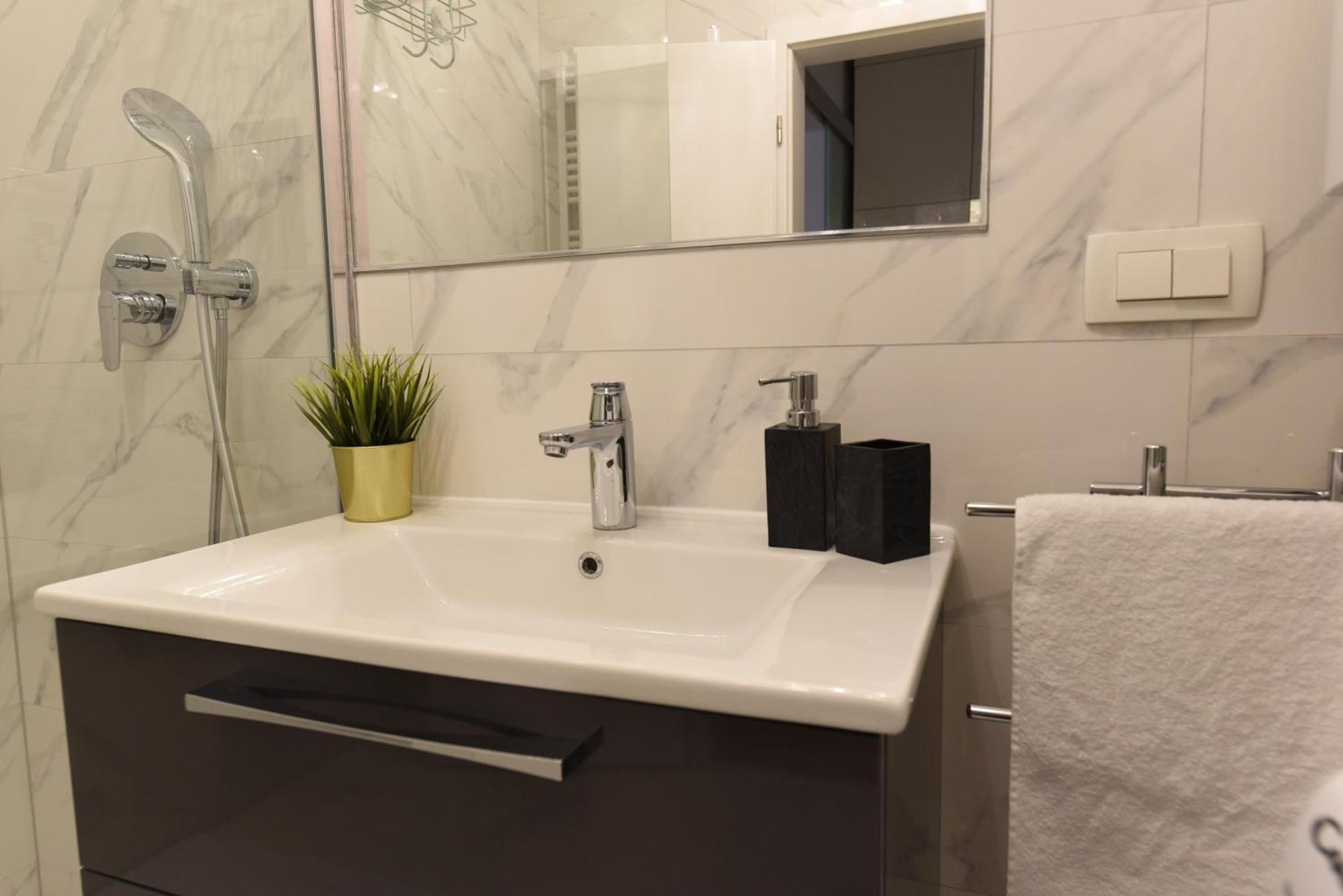 Mary'S Apartment - With Free Parking Zagreb Ngoại thất bức ảnh